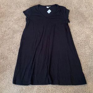 NWT GAP black dress